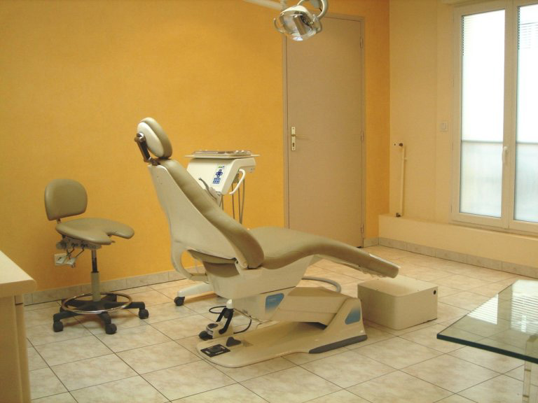 dentparis.com - cabinet dentaire damien labonde - salle de soins